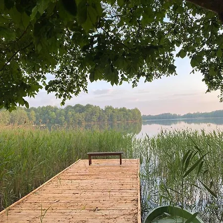 Babie Lato Dostep Do Jeziora Ublik Сasa de vacaciones *